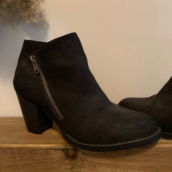 Rampage booties size 8.5 - Picture 2 of 5